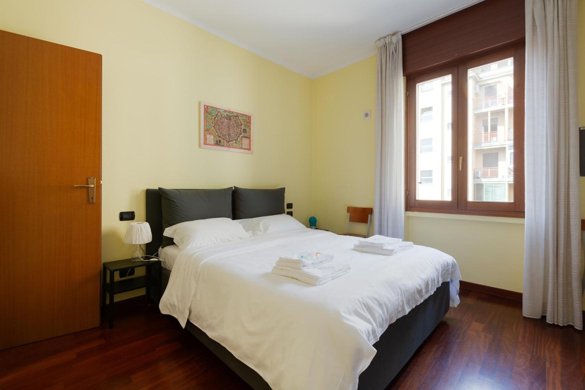 Sondrio M3 - Spacious With Balcony! Appartement