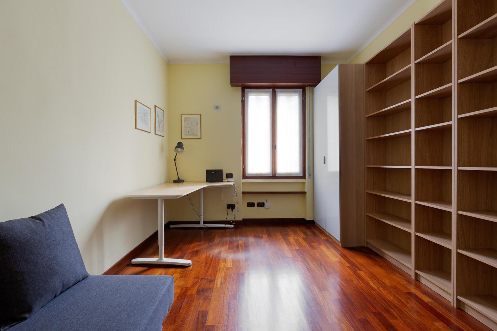 Appartement Sondrio M3 - Spacious With Balcony! *